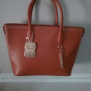 Beautiful handbag with lots of space